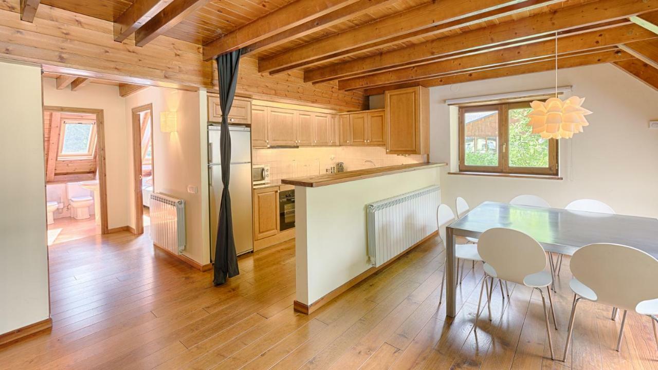 Saplan Real Estate Termas Apartman Les, Catalonia Kültér fotó